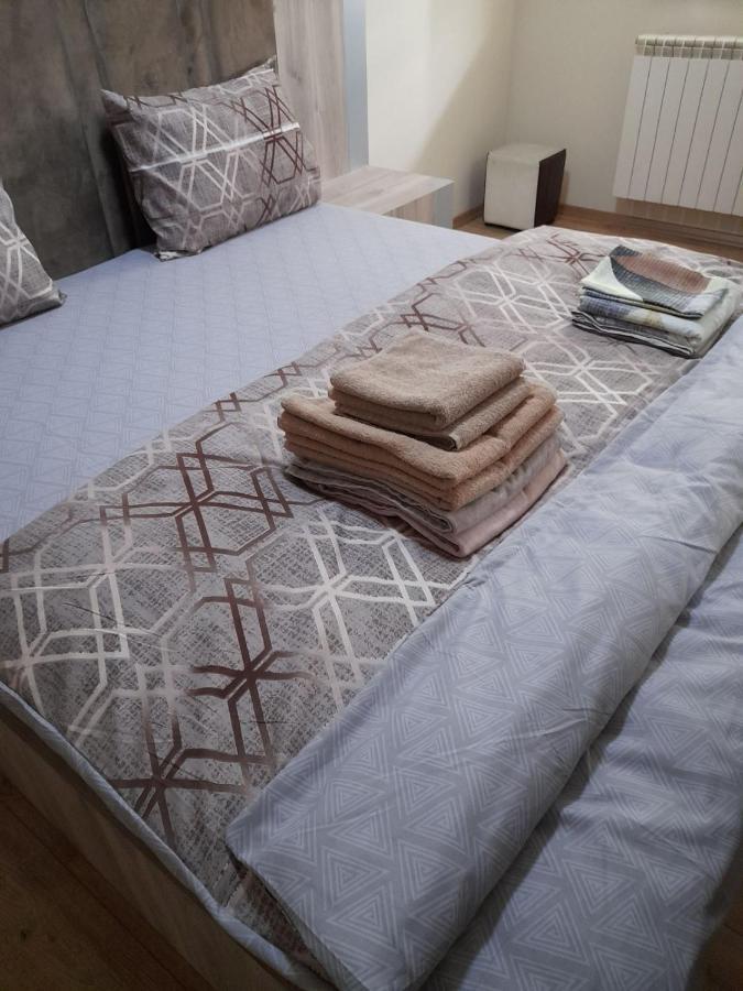 Centar Two Apartment Skopje Eksteriør bilde